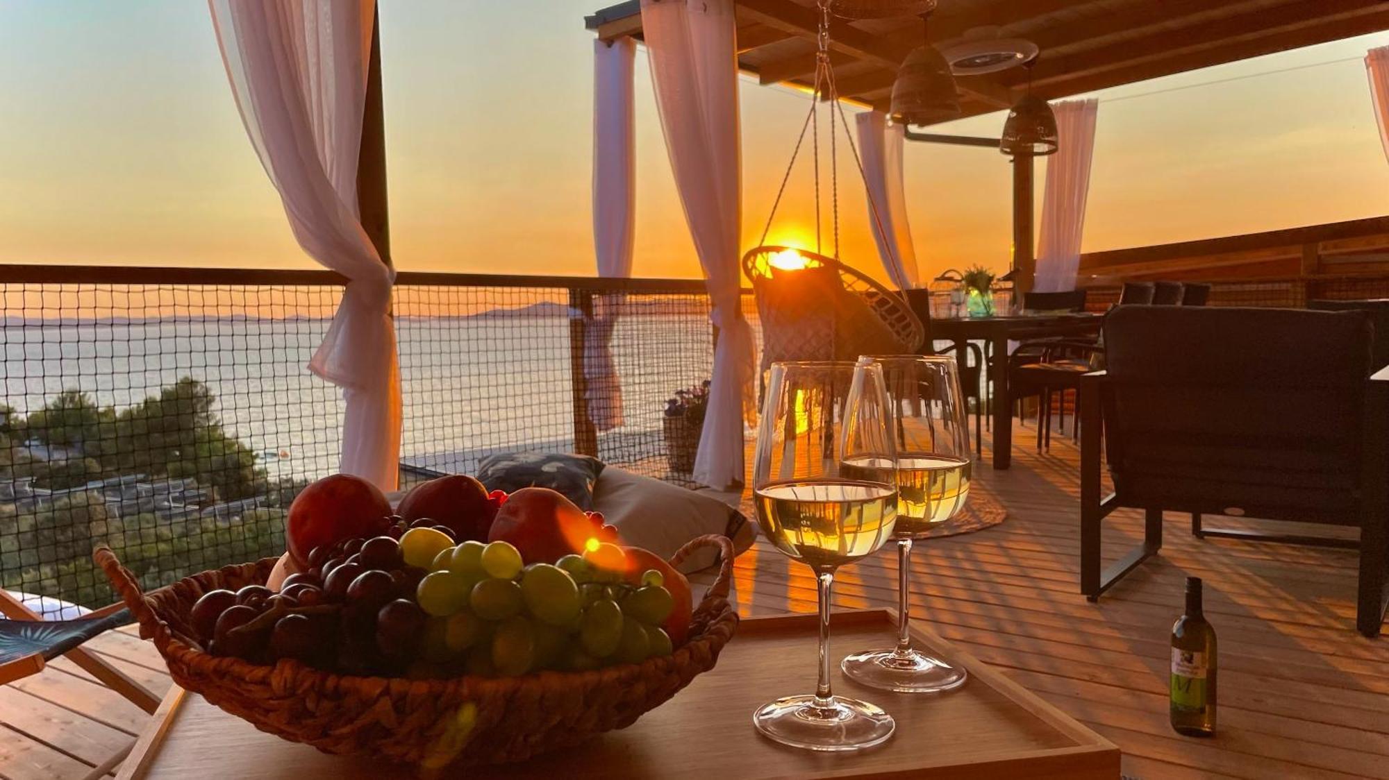 Sunset Coast - Paradise Cottage ดราเก ภายนอก รูปภาพ